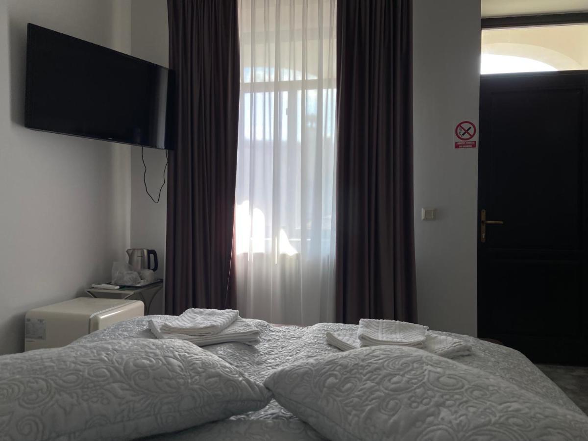Maisonette Apartments Къмпулунг Екстериор снимка