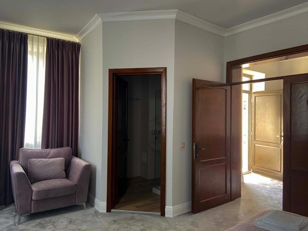 Maisonette Apartments Къмпулунг Екстериор снимка