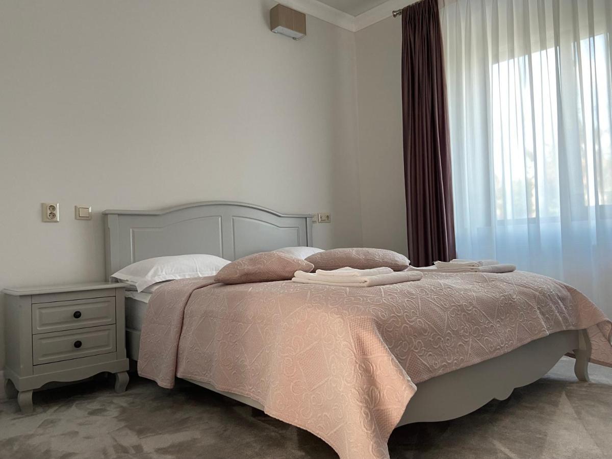 Maisonette Apartments Къмпулунг Екстериор снимка