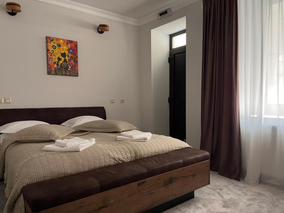 Maisonette Apartments Къмпулунг Екстериор снимка