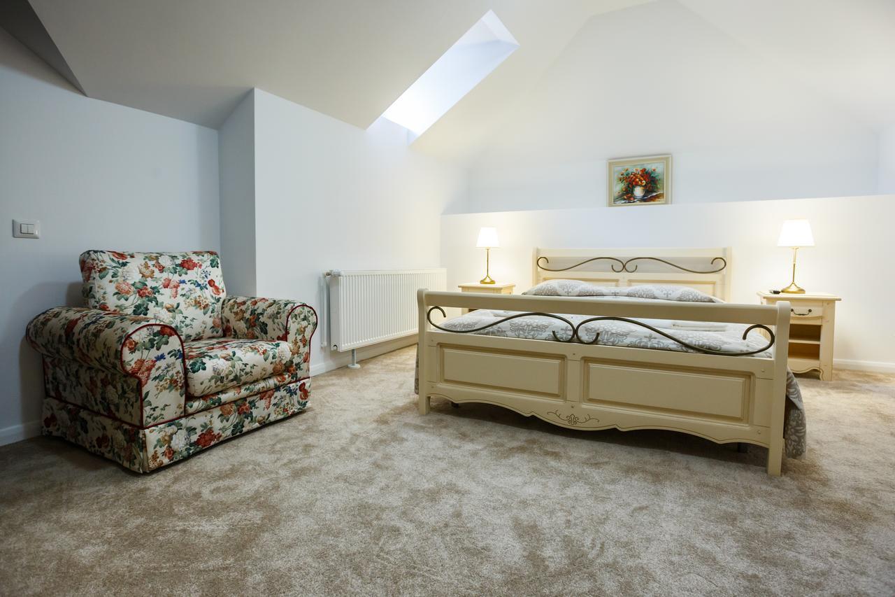 Maisonette Apartments Къмпулунг Екстериор снимка